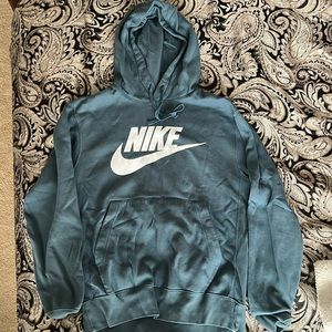 Nike sweatshirt